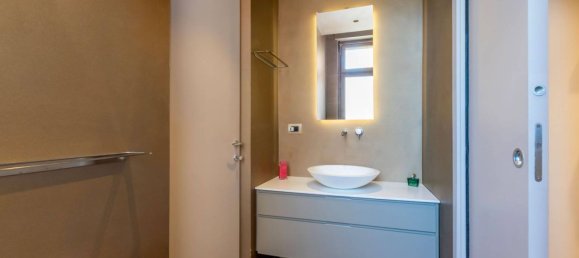 2 bedrooms Penthouse in Pino Torinese, Italy No. 315287 32