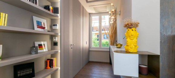 2 bedrooms Penthouse in Pino Torinese, Italy No. 315287 5