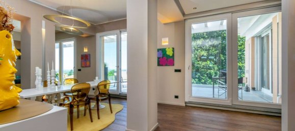 2 bedrooms Penthouse in Pino Torinese, Italy No. 315287 6