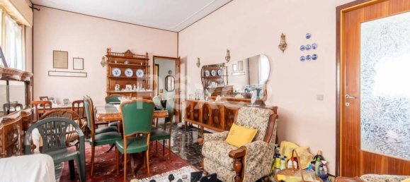 5 rooms Villa in Trecate, Italy No. 300973 3