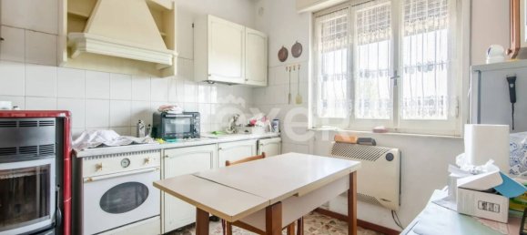 5 rooms Villa in Trecate, Italy No. 300973 7