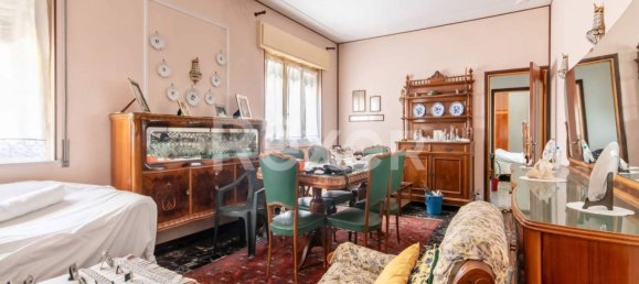 5 rooms Villa in Trecate, Italy No. 300973 2