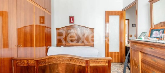 5 rooms Villa in Trecate, Italy No. 300973 10