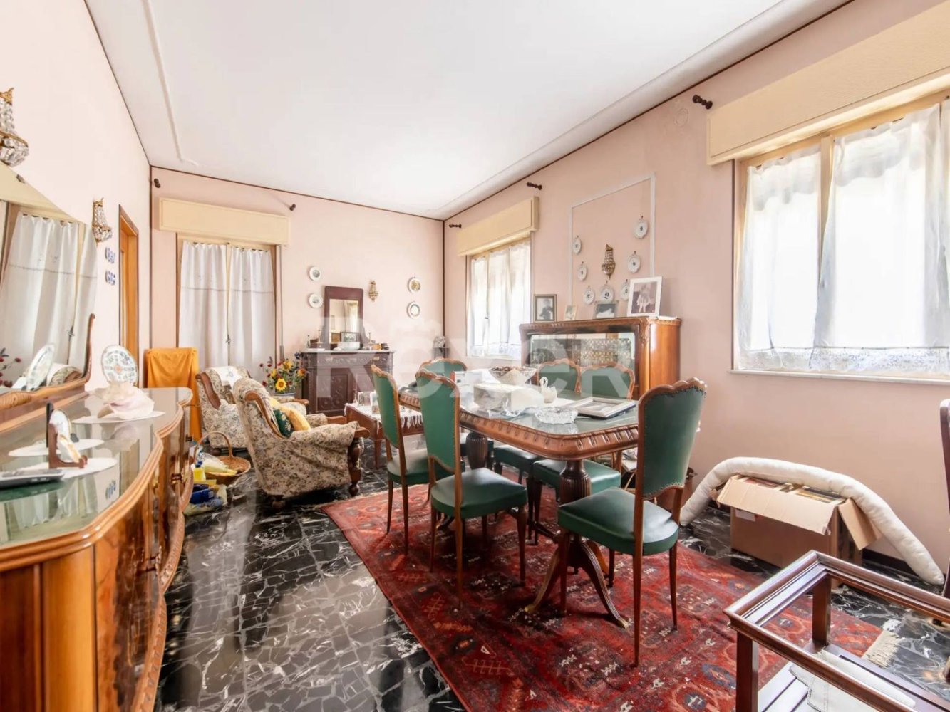 5 rooms Villa in Trecate, Italy No. 300973