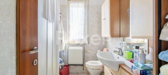 5 rooms Villa in Trecate, Italy No. 300973 15