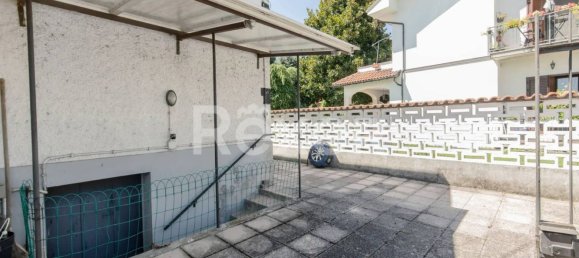 5 rooms Villa in Trecate, Italy No. 300973 36