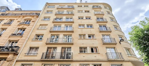 2 bedrooms Apartment in Paris, France No. 146176 18