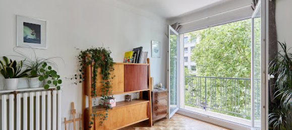 2 bedrooms Apartment in Paris, France No. 146176 6