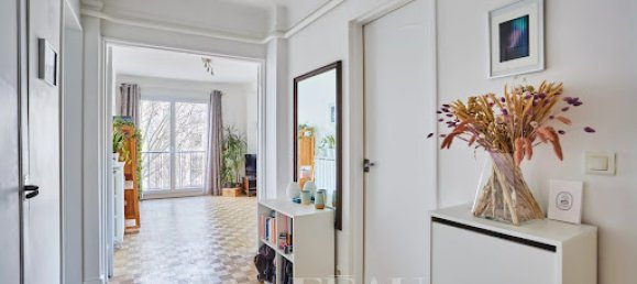 2 bedrooms Apartment in Paris, France No. 146176 13