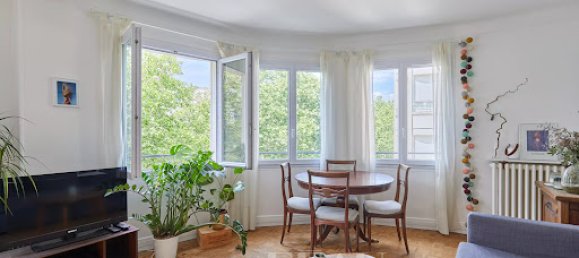 2 bedrooms Apartment in Paris, France No. 146176 4