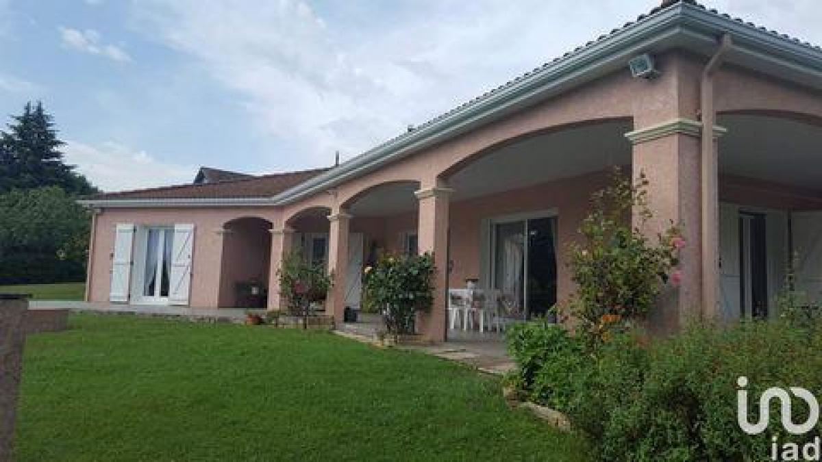 Casa de 3 dormitorios en Tarbes, France No. 24023