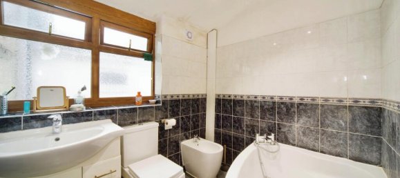 5 bedrooms House in Leytonstone, United Kingdom No. 11543 9