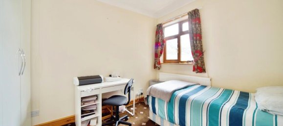 5 bedrooms House in Leytonstone, United Kingdom No. 11543 11