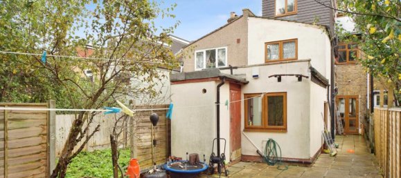 5 bedrooms House in Leytonstone, United Kingdom No. 11543 2