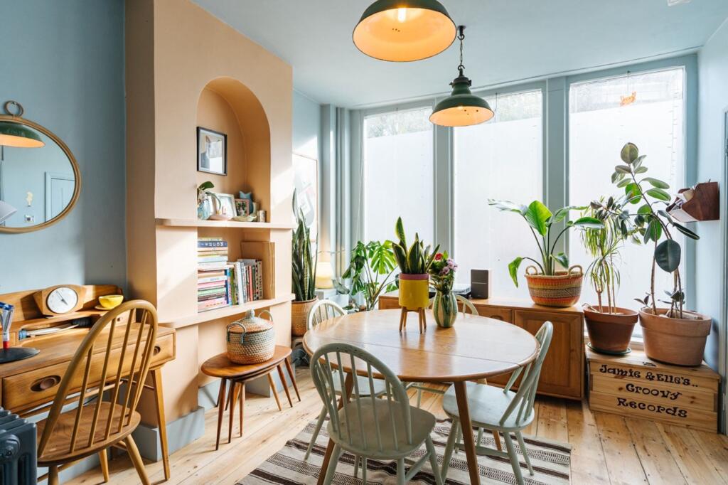 3 bedrooms House in London, United Kingdom No. 4570