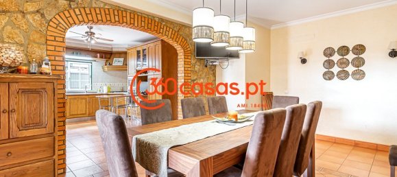 3 bedrooms Villa in Montenegro, Portugal No. 111432 4