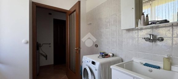 2 bedrooms Villa in Stradella, Italy No. 348643 5