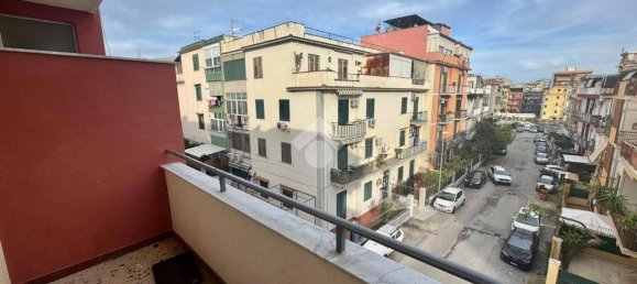 Apartamento de 2 dormitorios en Palermo, Italy No. 108889 3