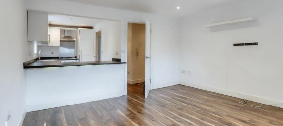 1 bedroom Apartment in South Croydon, United Kingdom No. 4891 5