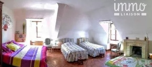 3 bedrooms Villa in La Ferte-Saint-Cyr, France No. 63160 16