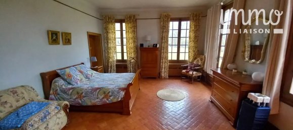 3 bedrooms Villa in La Ferte-Saint-Cyr, France No. 63160 12
