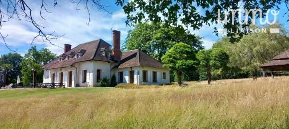 3 bedrooms Villa in La Ferte-Saint-Cyr, France No. 63160 3