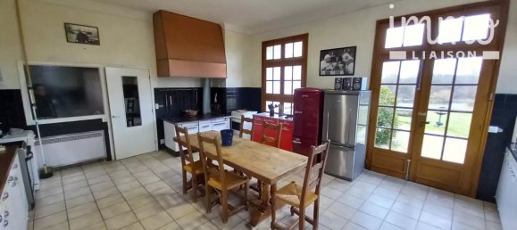 3 bedrooms Villa in La Ferte-Saint-Cyr, France No. 63160 11