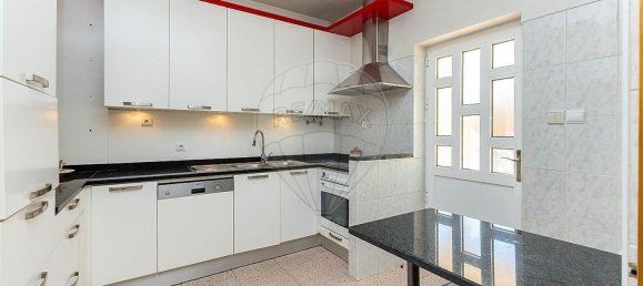 4 bedrooms House in Bornes de Aguiar, Portugal No. 22312 11