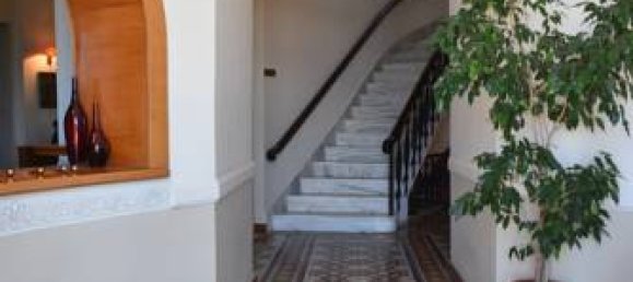 33-Zimmer Stadthaus in Euboea, Greece, Nr. 5663 11