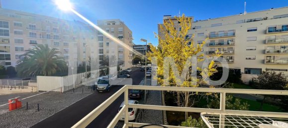 2 bedrooms Apartment in Lisbon, Portugal No. 177385 3