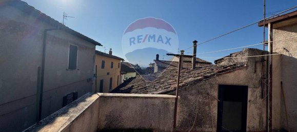 Дом с 4 комнатами в Фолиньо, Италия № 5989 25