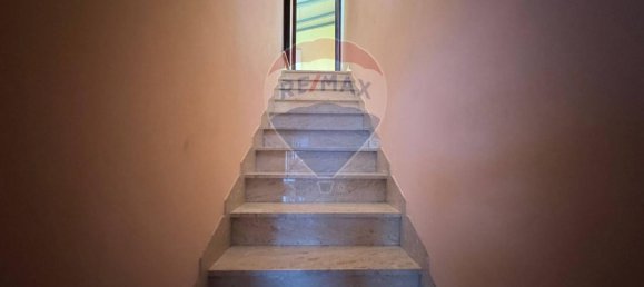 Дом с 4 комнатами в Фолиньо, Италия № 5989 20