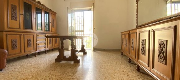 Квартира с 2 комнатами в Неаполь, Италия № 234243 3