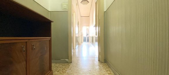 Квартира с 2 комнатами в Неаполь, Италия № 234243 2