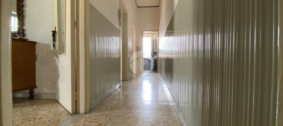 Квартира с 2 комнатами в Неаполь, Италия № 234243 9