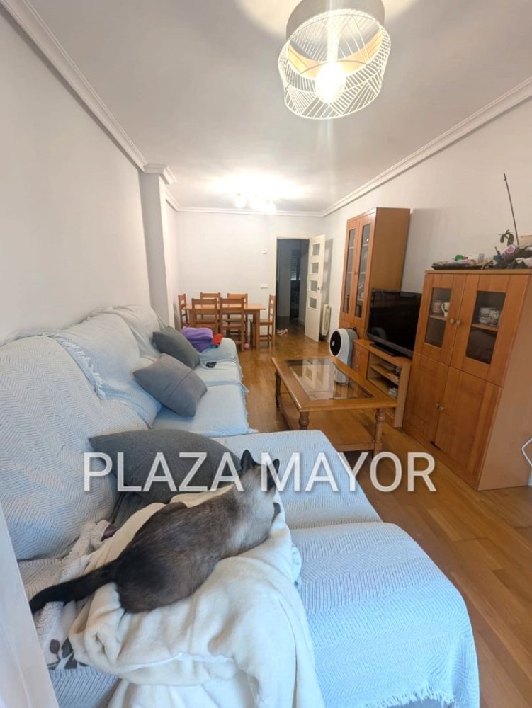 Apartamento T2 em Villares de la Reina, Spain N.º 191022