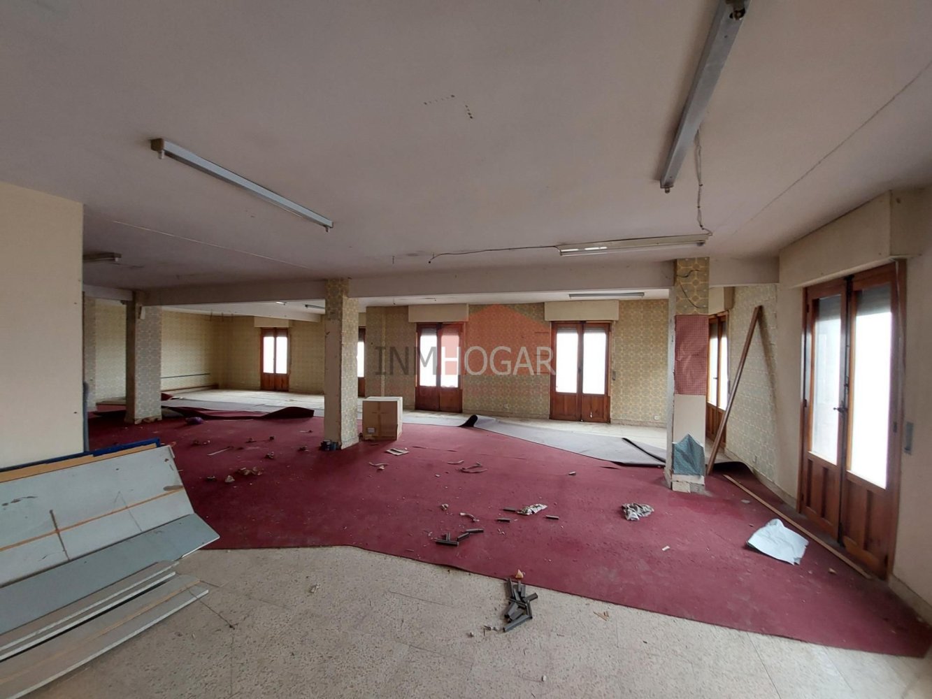  مستودع في Arevalo, Spain 340متر مربع رقم 84383