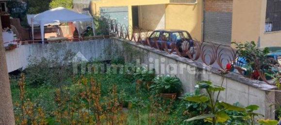 Apartamento de 2 dormitorios en Rome, Italy No. 370461 29