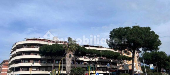Apartamento de 2 dormitorios en Rome, Italy No. 370461 34