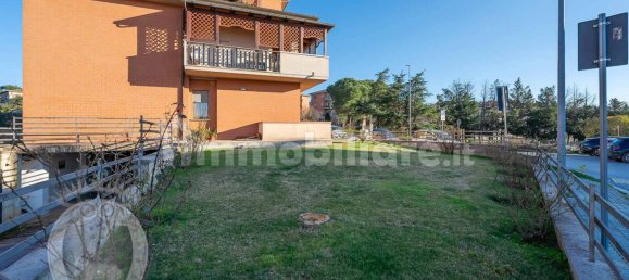 2 bedrooms Apartment in Cortona, Italy No. 154541 5