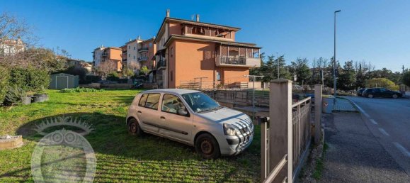 2 bedrooms Apartment in Cortona, Italy No. 154541 4