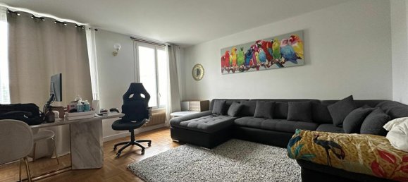 Apartamento de 2 dormitorios en Bezons, France No. 176066 3