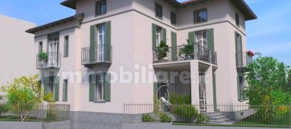 4 rooms Apartment in Varese, Italy No. 29402 2