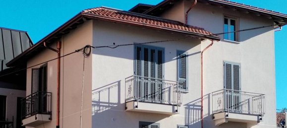 4 rooms Apartment in Varese, Italy No. 29402 15