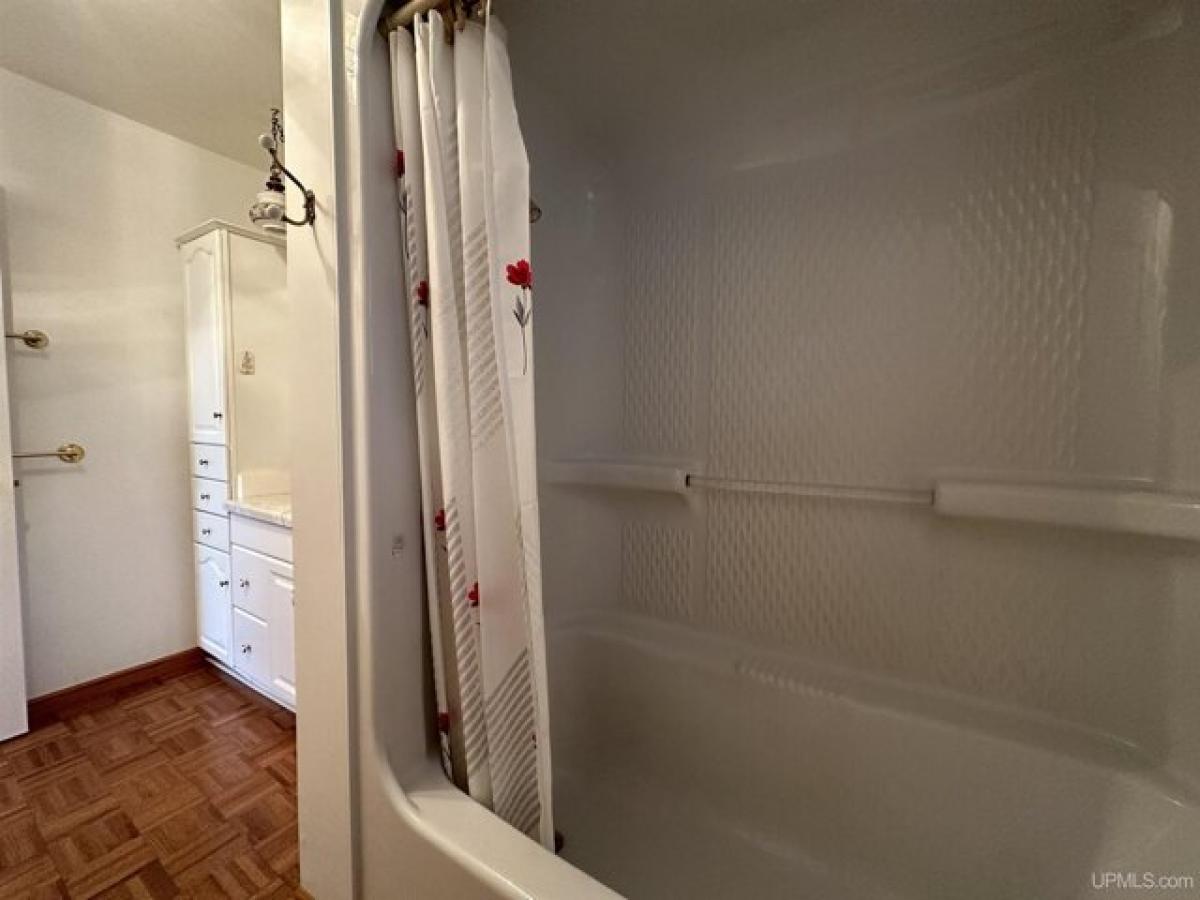 2 bedrooms House in Marenisco, USA No. 401852