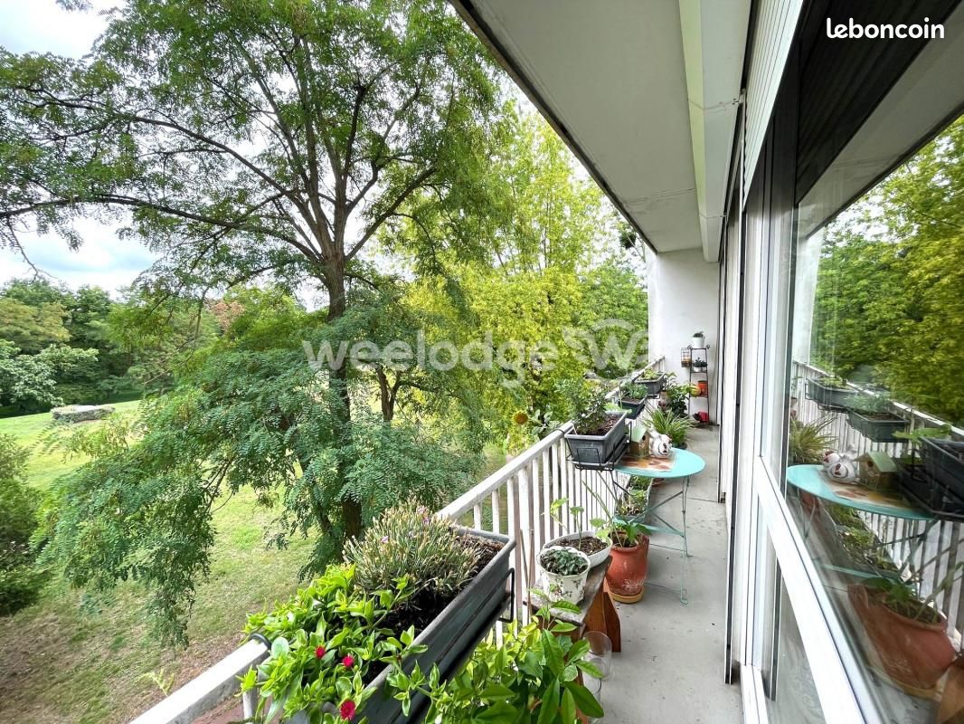 Apartamento de 2 dormitorios en Cergy, France No. 291239