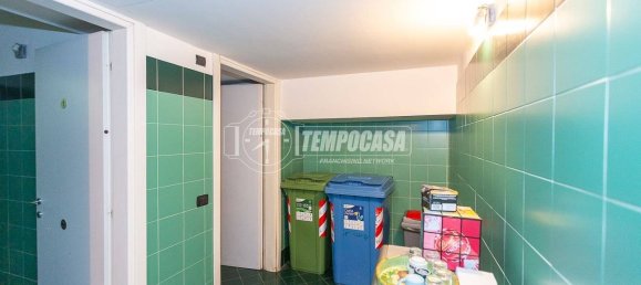 1 room Commercial property in Brescia, Italy No. 313137 3