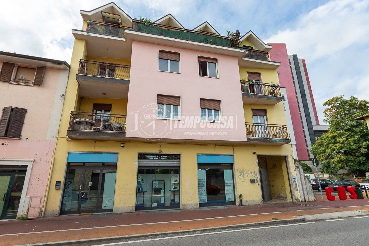 1 room Commercial property in Brescia, Italy No. 313137