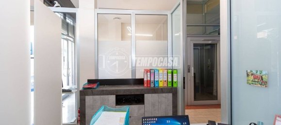1 room Commercial property in Brescia, Italy No. 313137 27