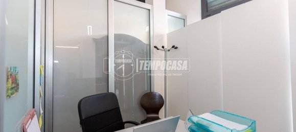 1 room Commercial property in Brescia, Italy No. 313137 24